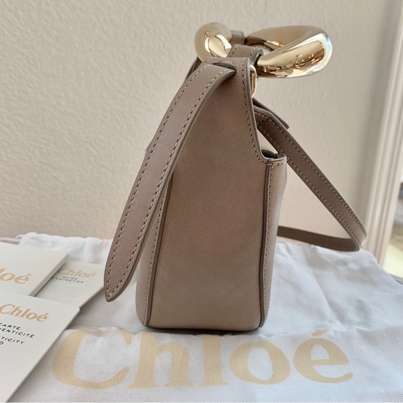 Chloe Kiss Bag in Motty Grey / Taupe with Gold Sculptural Hardware Small Bag - Picture 11 of 16